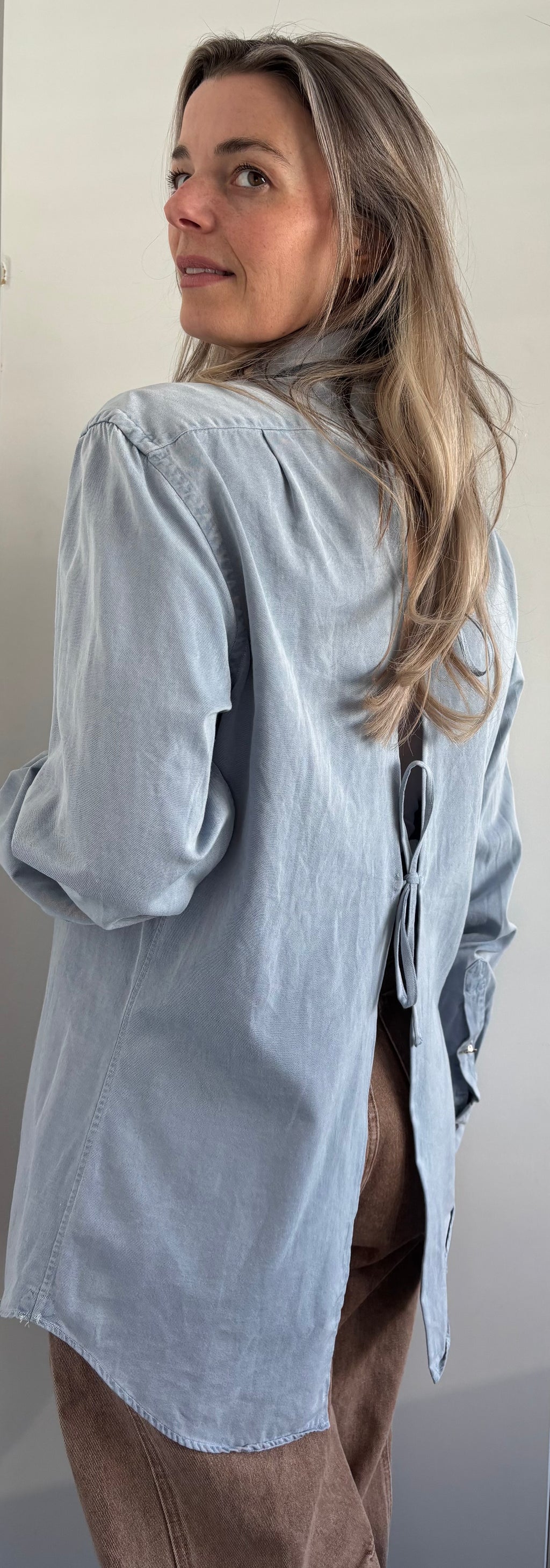 Blouse | D E N I M | open back