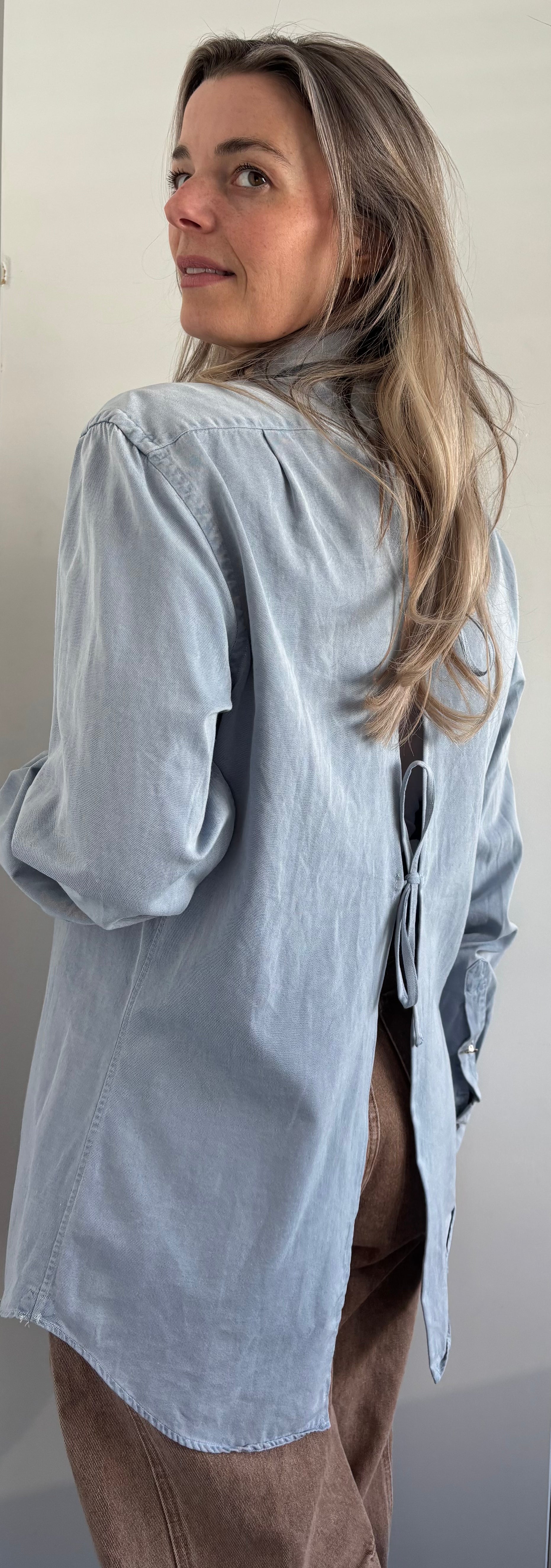 Blouse | D E N I M | open back
